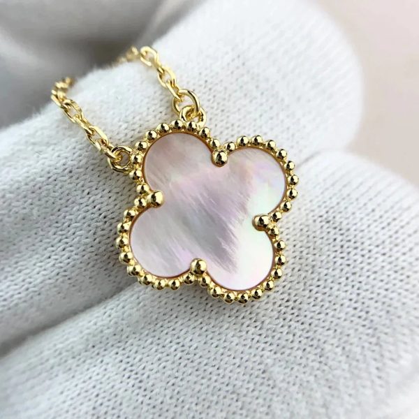 Clover Pendant Pink Mop Gold Necklace
