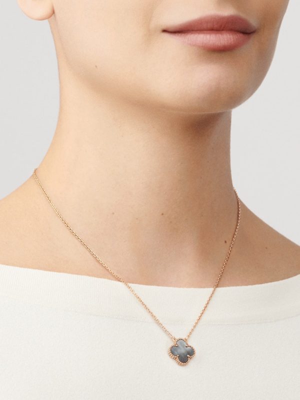 Clover Mop Pink Gold Necklace