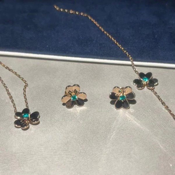 Frivole Gold Flower Malachite Earrings
