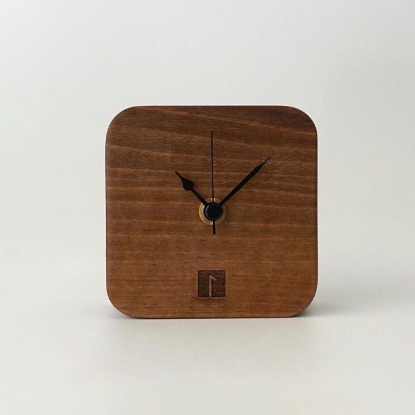 Personalized Wooden Desk Clock – Handcrafted Walnut Wood, Elegant Modern Table Clock, Unique Retro Square Design, Perfect Gift Option