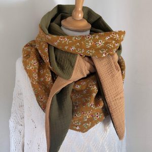 Women’s scarf, XL floral rosewood and ochre beige, ideal for mid-season-winter