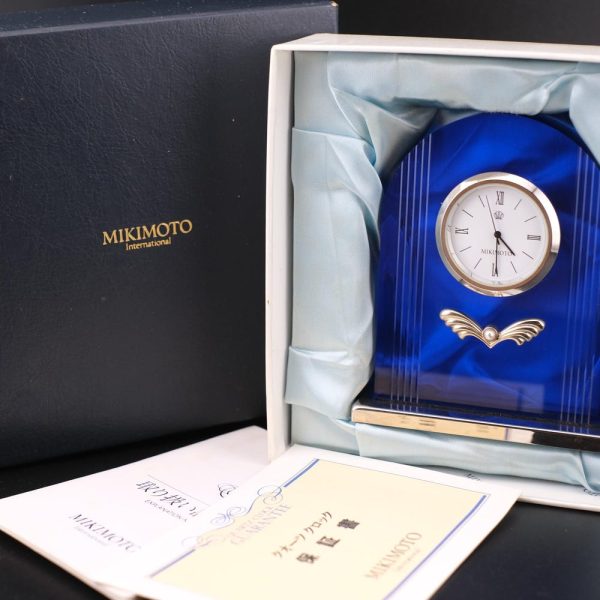 Mikimoto Pearls Quartz Desk Clock with original box – Very Good Condition