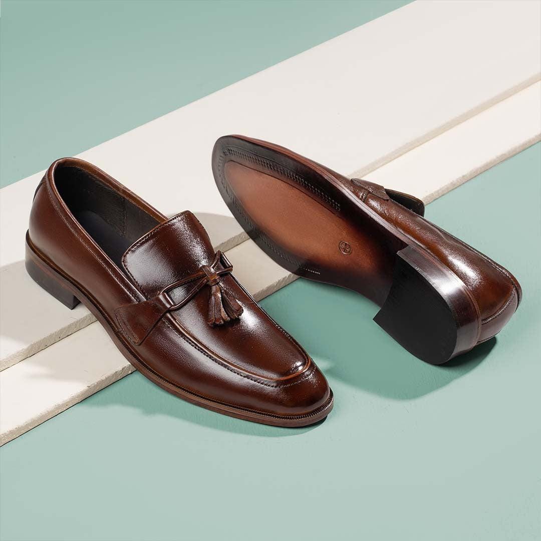 Men's Formal To Casual: Black Oxfords & Brown